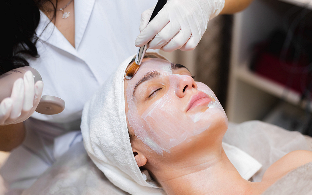 Best HydraFacial Treatment for Open Pores