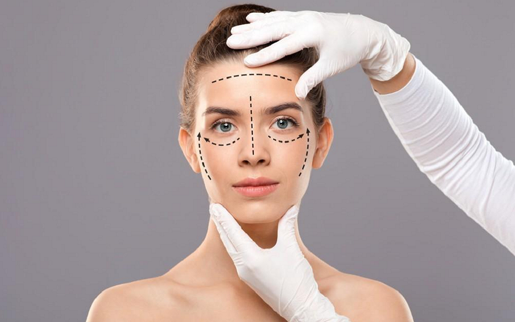 How Facelift Surgery Improves Facial Contours