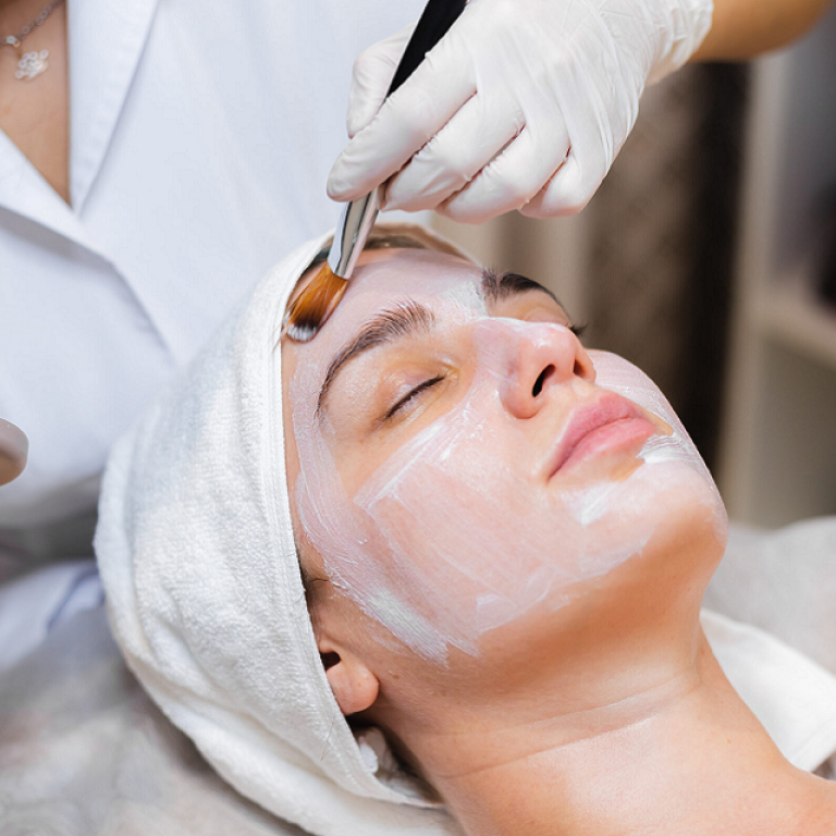 Best HydraFacial Treatment for Open Pores